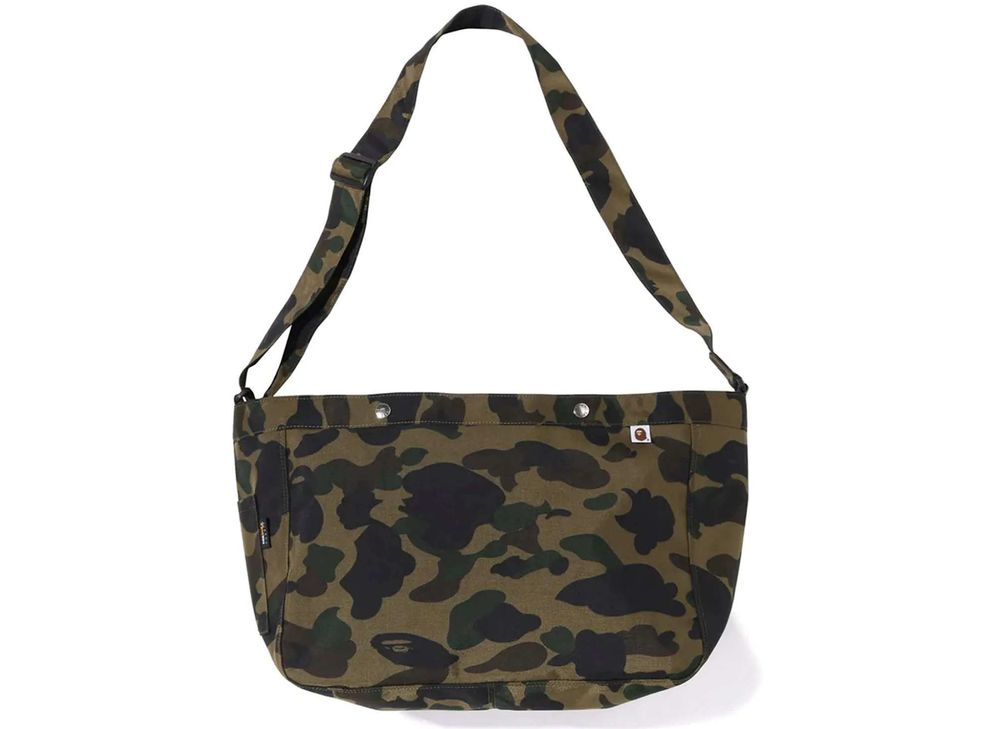 A Bathing Ape 1st Camo Cordura Shoulder Bag in Green xld