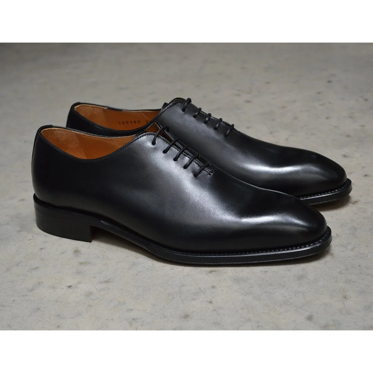 Berwick 1707 Wholecut (5216) - Black Boxcalf