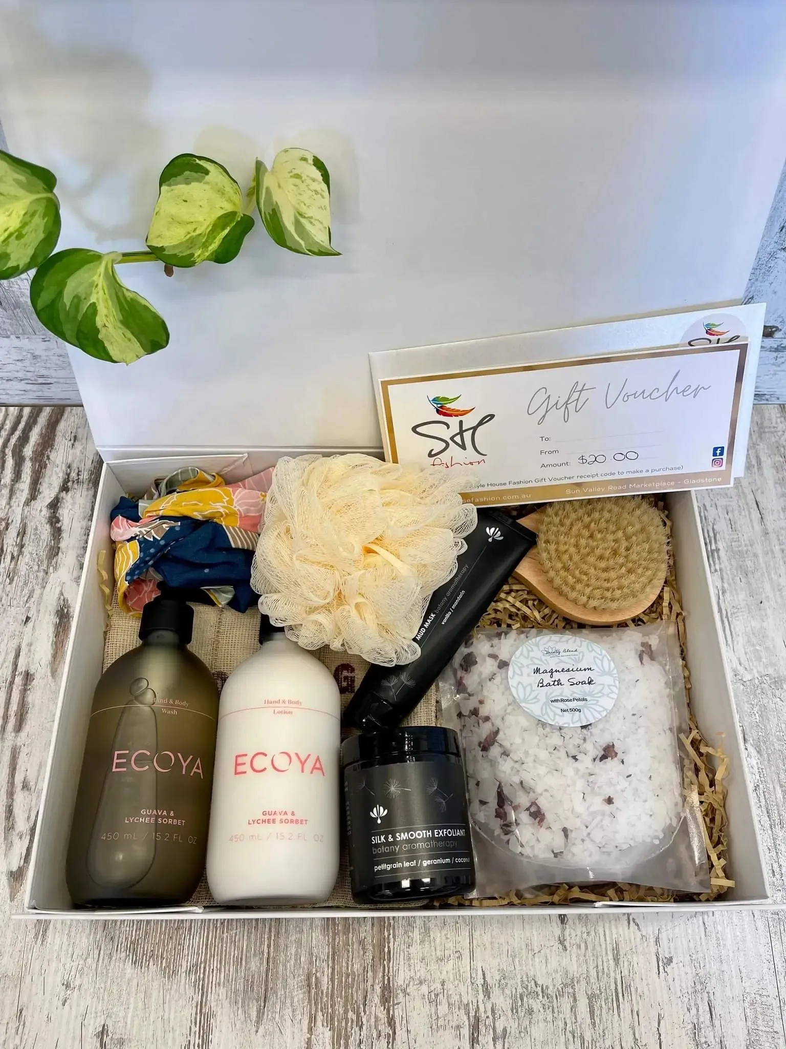 Ecoya 'Pamper You' Gift Box - Guava & Lychee