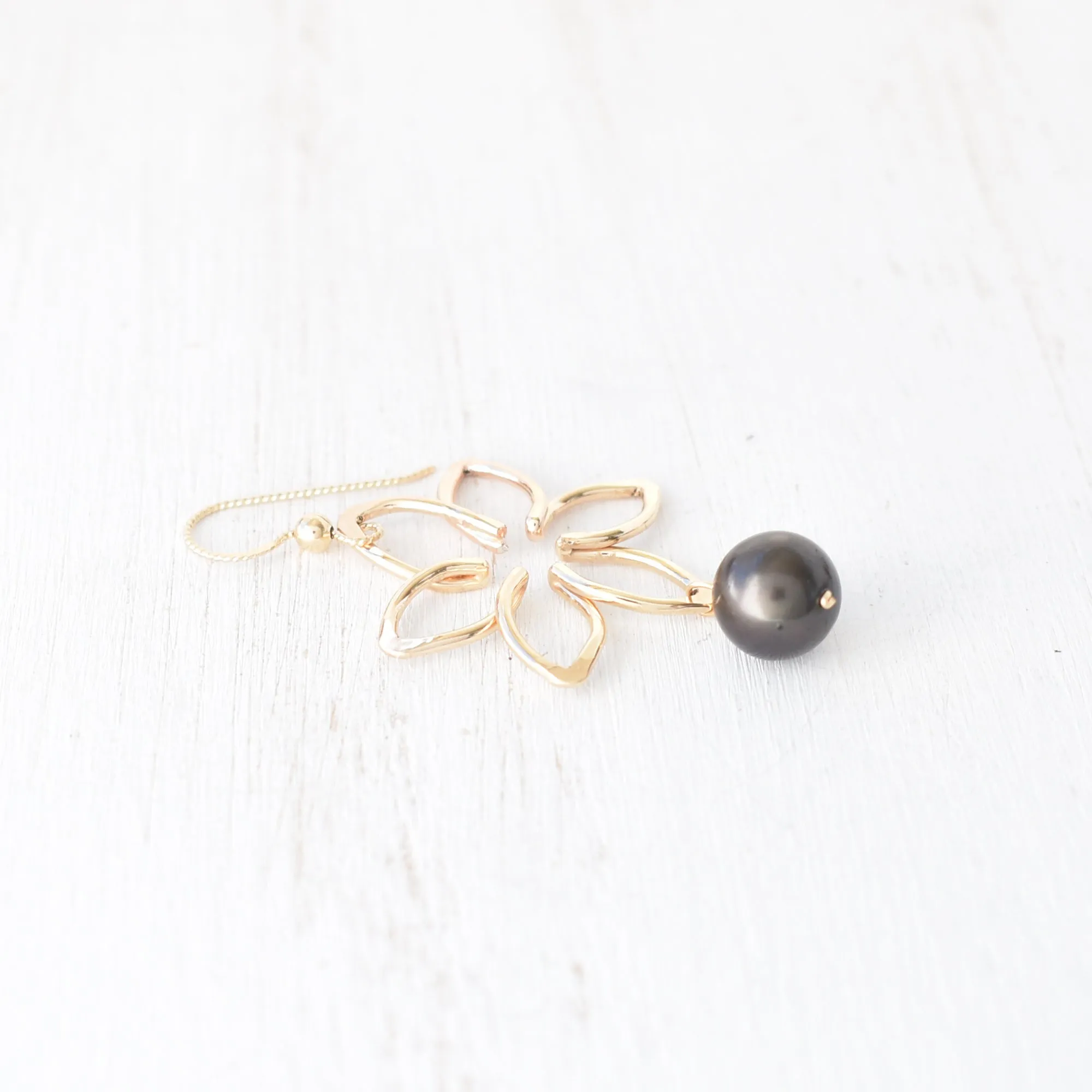 Medium Tiare Earrings with Dangling Pearls