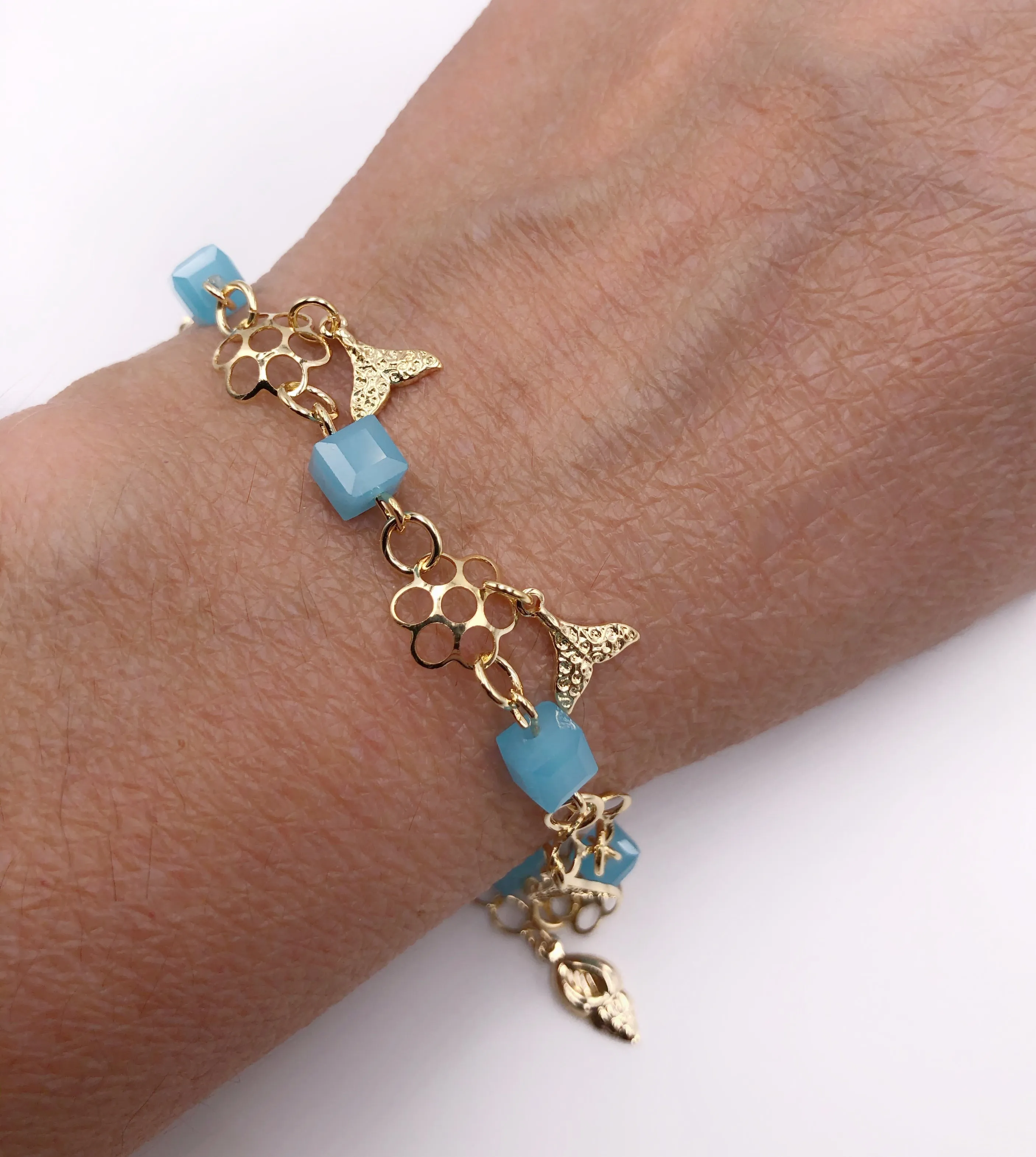 Mermaid Bracelet for Women Square Blue Crystal Adjustable Bracelet Cowrie Charm