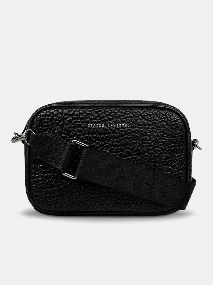 Status Anxiety Plunder With Webbed Strap Bag - Black Bubble